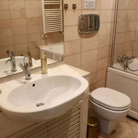 House Trevi Fountain Rom