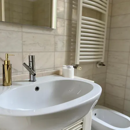 House Trevi Fountain * Rom